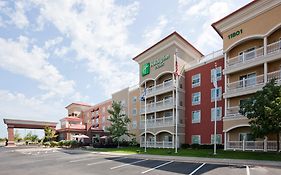 Holiday Inn & Suites Maple Grove nw Mpls-Arbor Lks